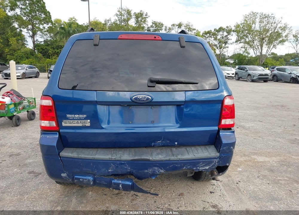 2008 FORD ESCAPE VIN: 1FMCU93128KD31152