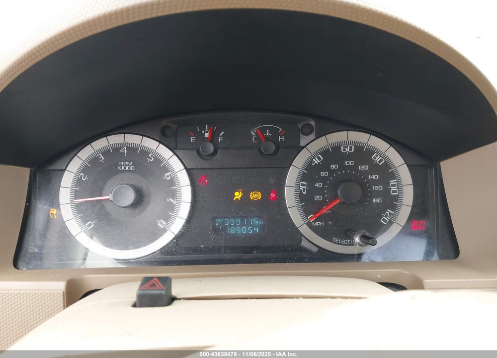 2008 FORD ESCAPE VIN: 1FMCU93128KD31152