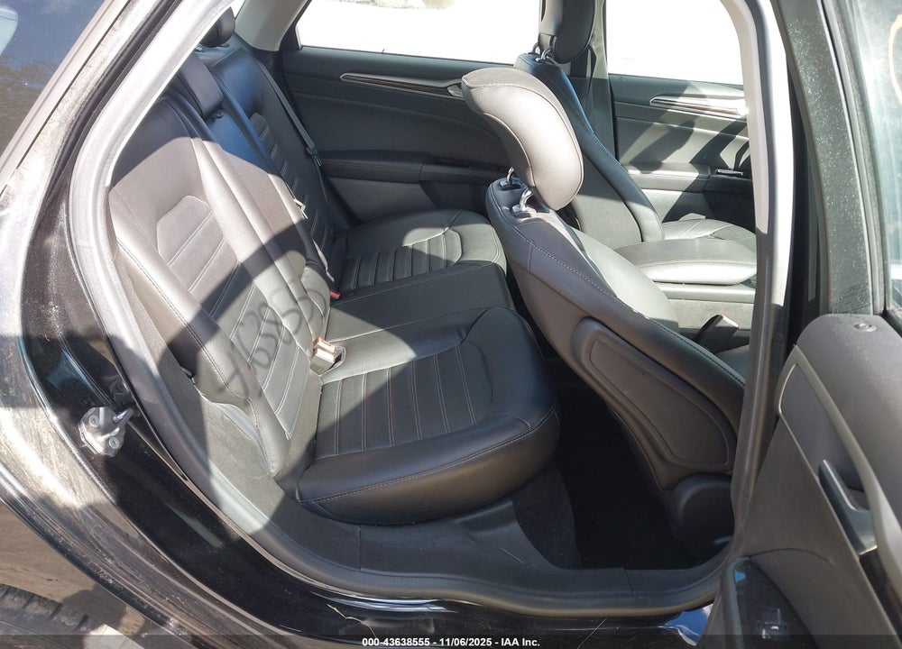 2013 FORD FUSION VIN: 3FA6P0HRXDR274651