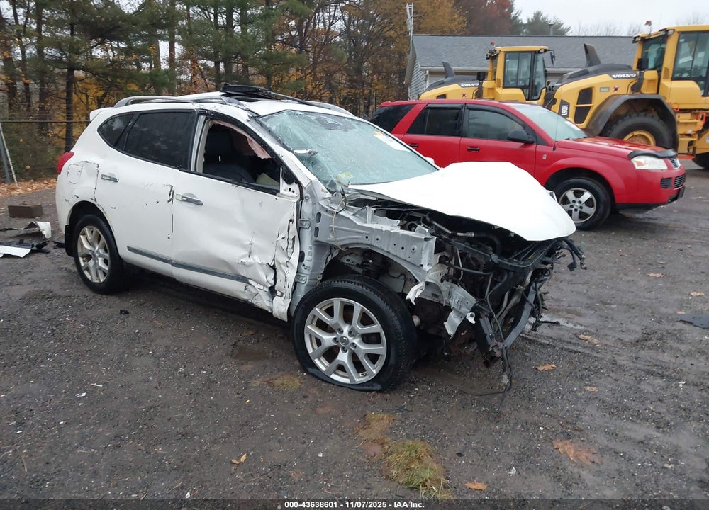 2013 NISSAN ROGUE SV W/SL PKG VIN: JN8AS5MVXDW132725