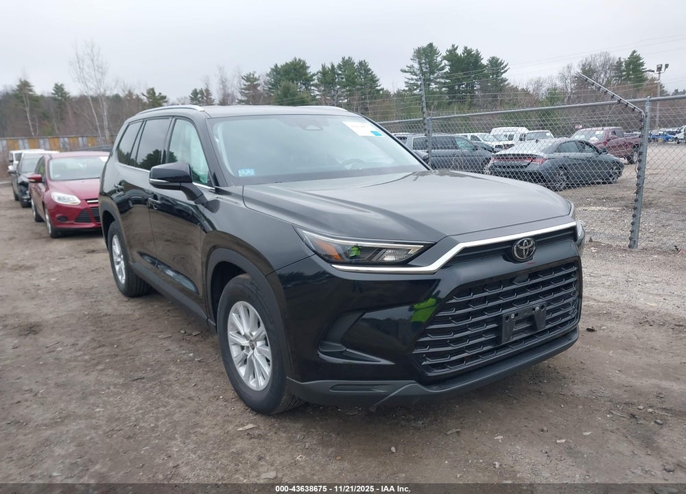 2024 TOYOTA GRAND HIGHLANDER XLE VIN: 5TDAAAB56RS047902