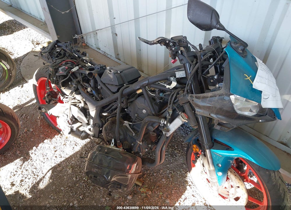 2021 YAMAHA YZFR3 A VIN: MH3RH18Y1MK007342