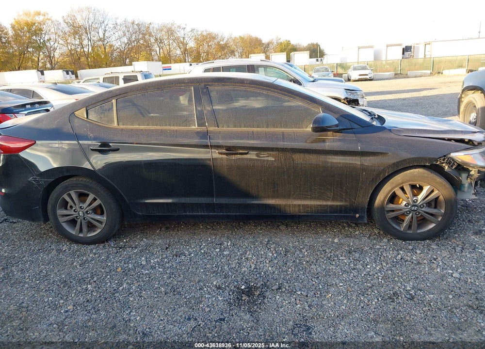 2018 HYUNDAI ELANTRA SEL VIN: 5NPD84LF7JH236036