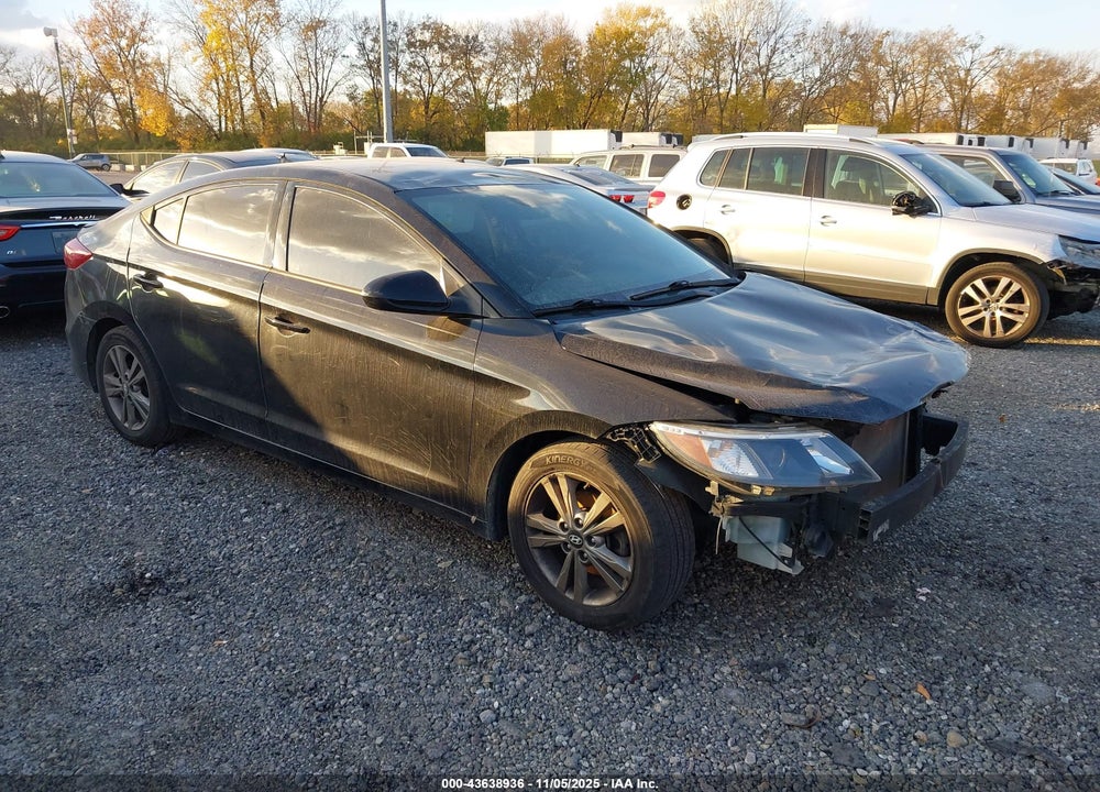 2018 HYUNDAI ELANTRA SEL VIN: 5NPD84LF7JH236036