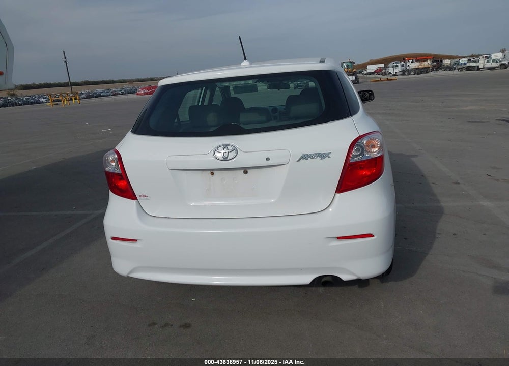 2009 TOYOTA MATRIX VIN: 2T1KU40E59C136952