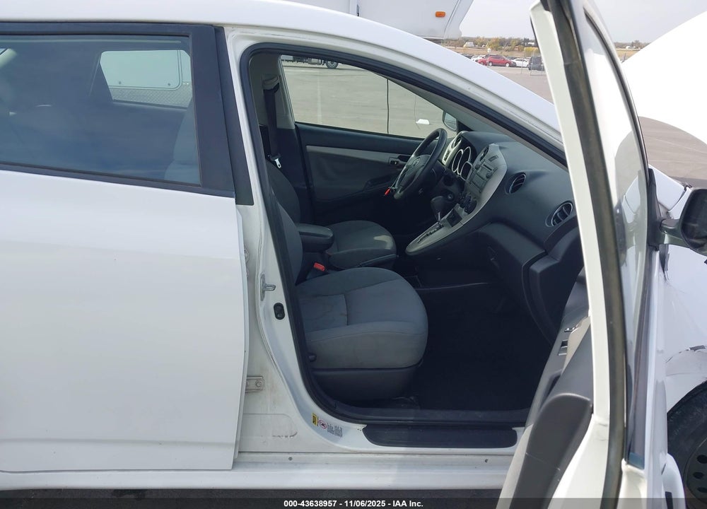 2009 TOYOTA MATRIX VIN: 2T1KU40E59C136952