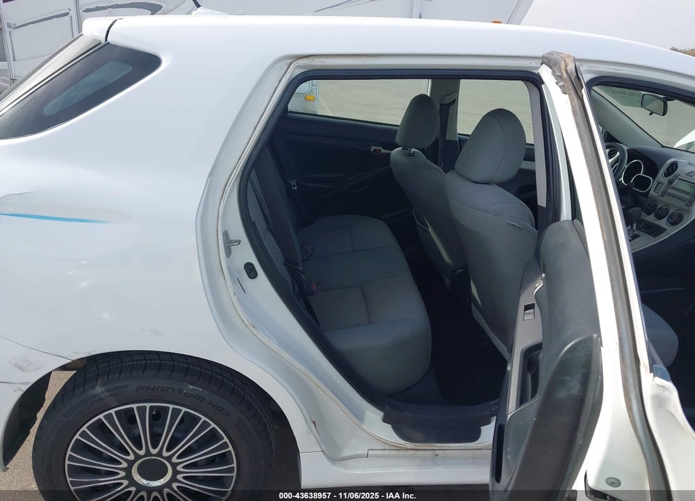 2009 TOYOTA MATRIX VIN: 2T1KU40E59C136952