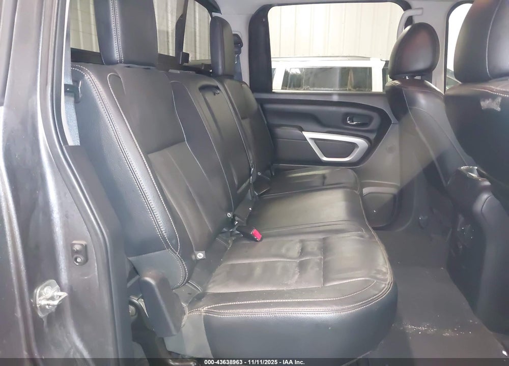 2016 NISSAN TITAN XD SL DIESEL VIN: 1N6BA1F48GN507762