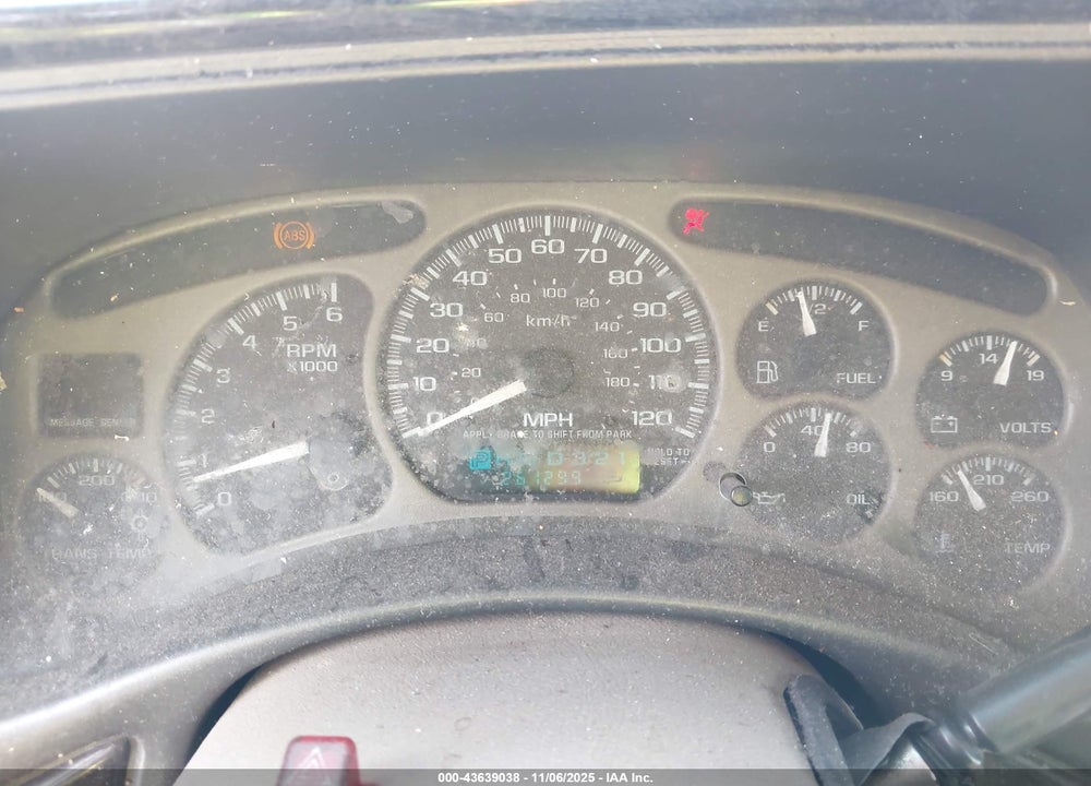 2002 GMC YUKON DENALI VIN: 1GKEK63U12J306658