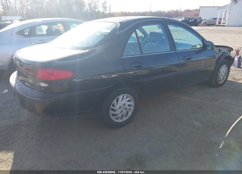 1998 FORD ESCORT SE VIN: 1FAFP13P3WW195995