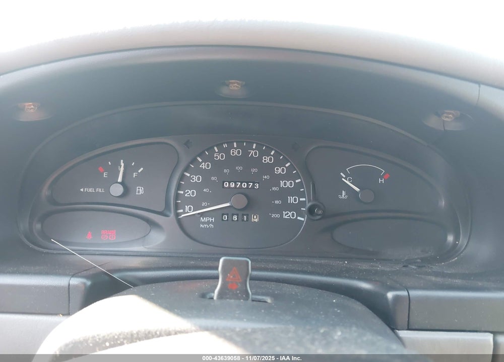 1998 FORD ESCORT SE VIN: 1FAFP13P3WW195995