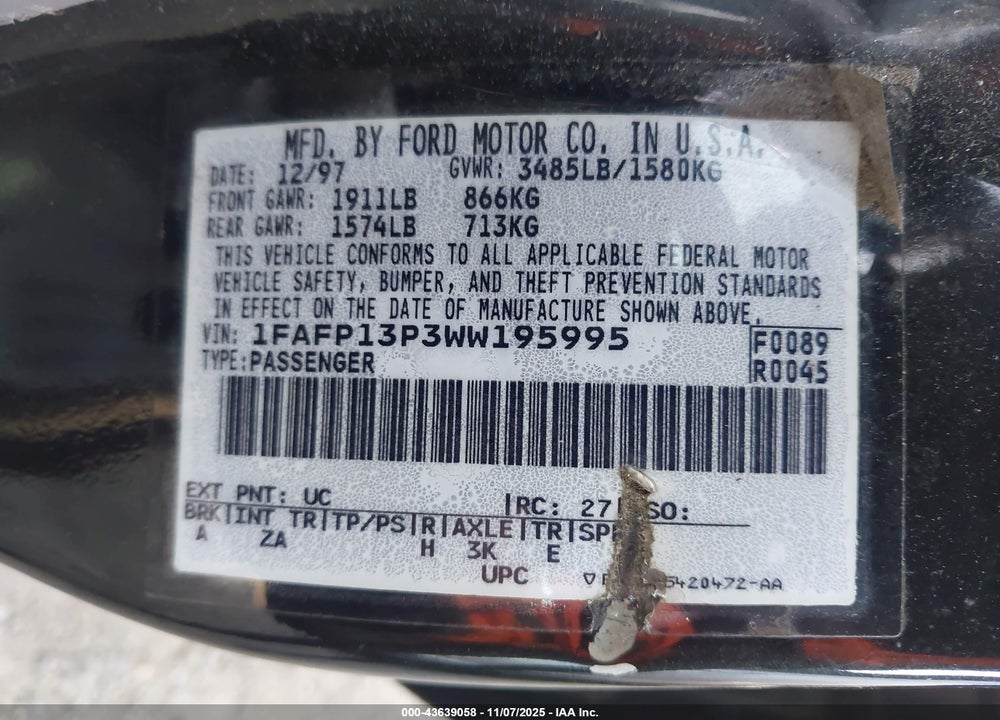 1998 FORD ESCORT SE VIN: 1FAFP13P3WW195995
