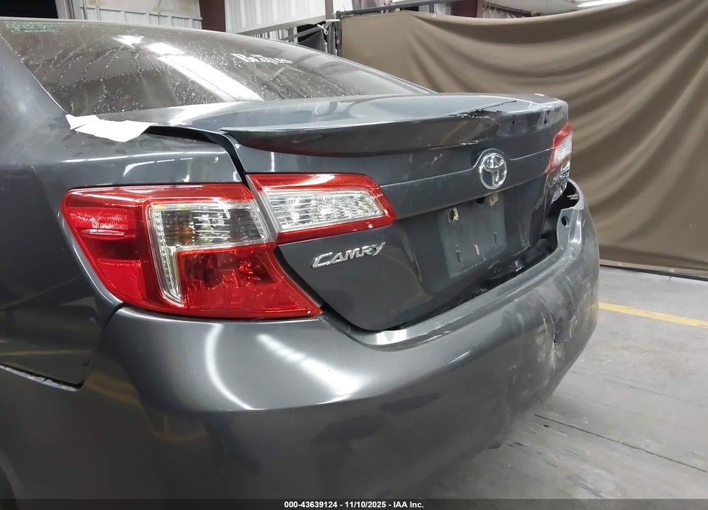 2012 TOYOTA CAMRY SE VIN: 4T1BF1FK0CU046829