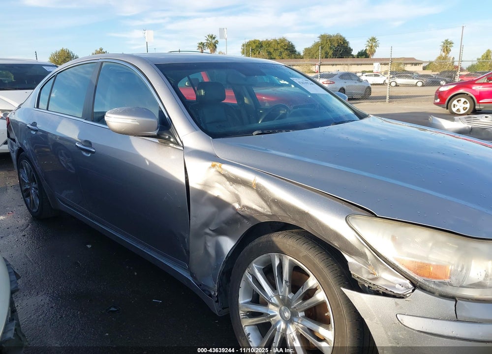 2010 HYUNDAI GENESIS VIN: KMHGC4DE7AU081149