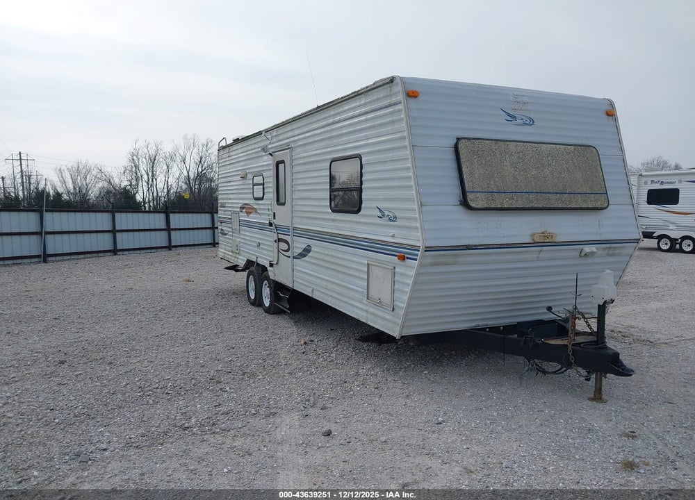 2000 JAYCO EAGLE TRAVEL TRAILER VIN: 1UJBJ02M9Y1C40470