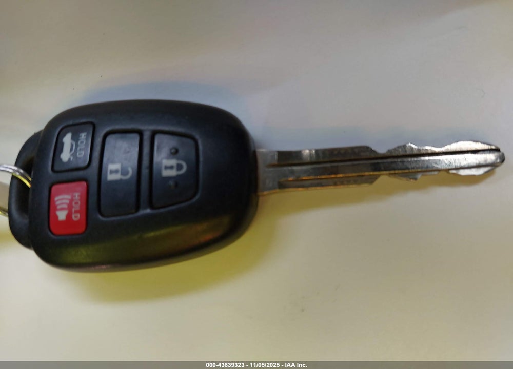 2012 TOYOTA CAMRY LE VIN: 4T4BF1FK2CR248223