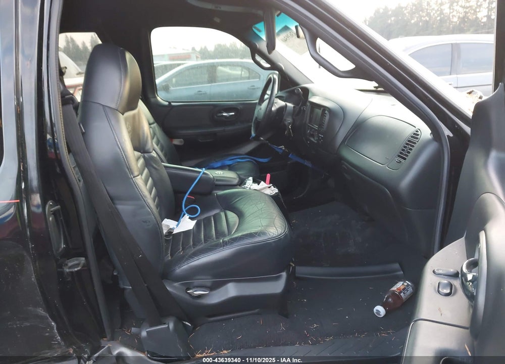 2000 FORD F-150 VIN: 2FTRX07L8YCB18031