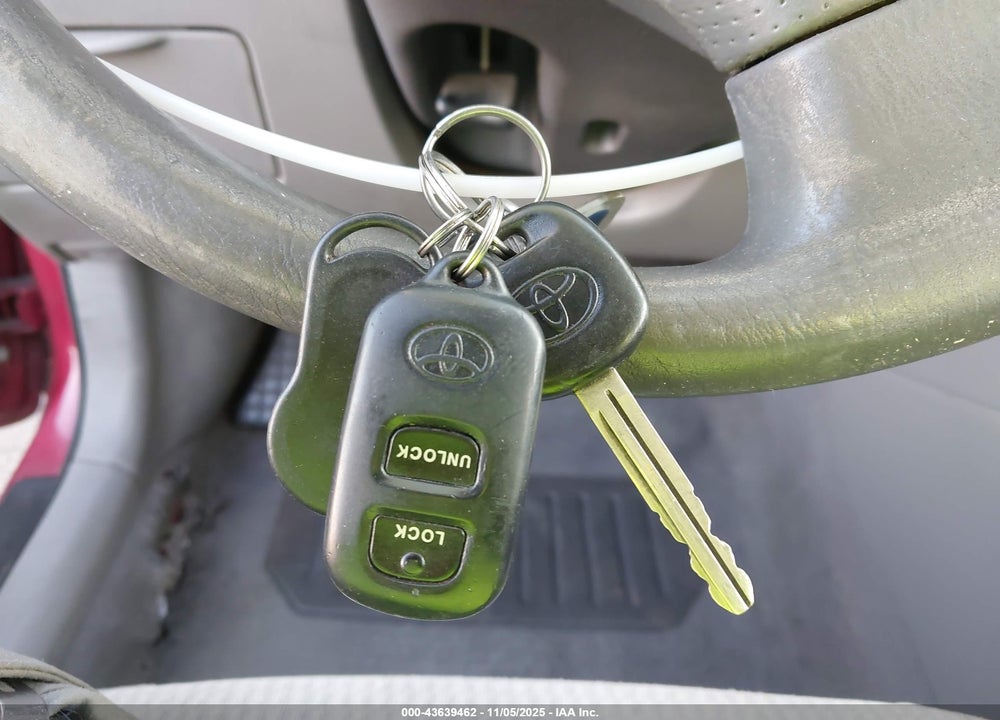 2006 TOYOTA COROLLA LE VIN: 1NXBR30E66Z596997