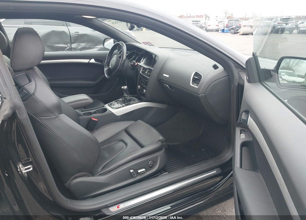 2017 AUDI A5 2.0T SPORT VIN: WAUHGAFR4HA001181