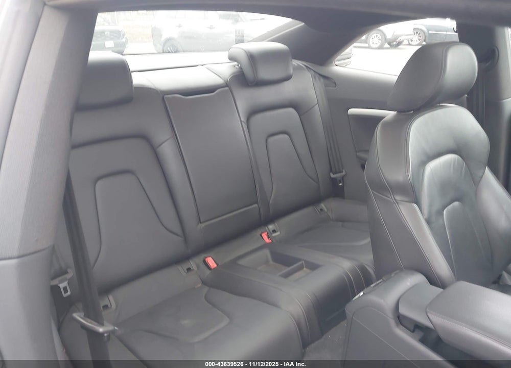 2017 AUDI A5 2.0T SPORT VIN: WAUHGAFR4HA001181