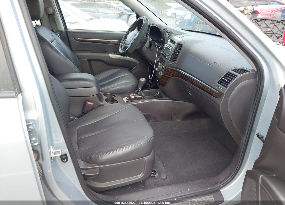 2010 HYUNDAI SANTA FE VIN: 5NMSK4AG0AH388614