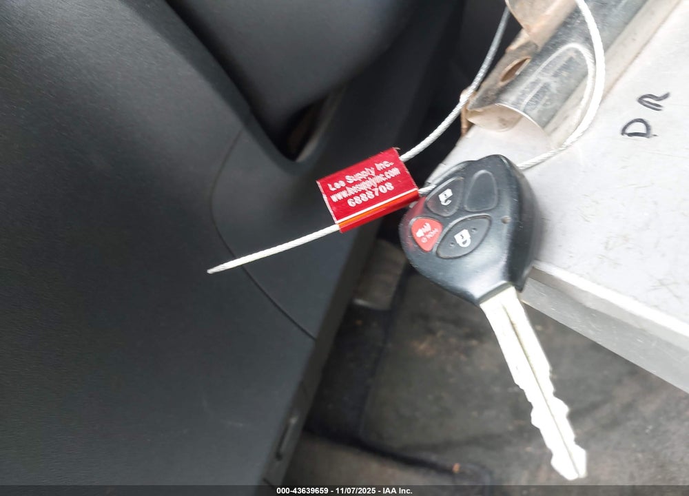 2011 SCION TC VIN: JTKJF5C79B3016605
