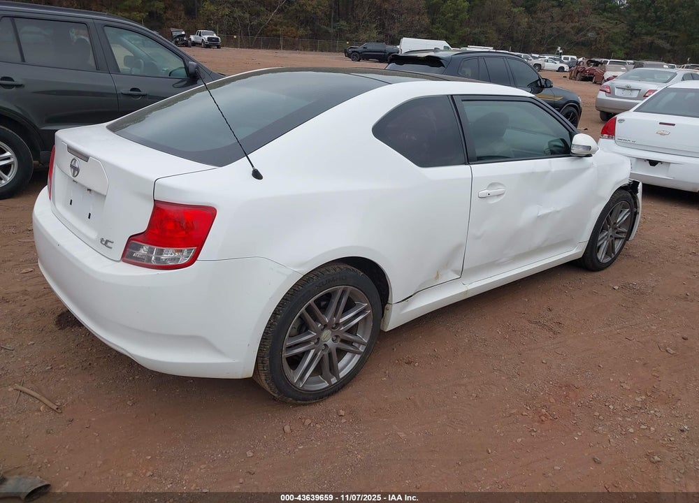 2011 SCION TC VIN: JTKJF5C79B3016605
