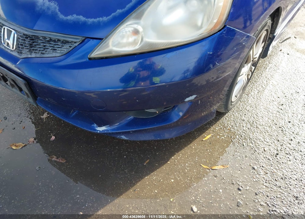 2010 HONDA FIT SPORT VIN: JHMGE8H6XAS013804