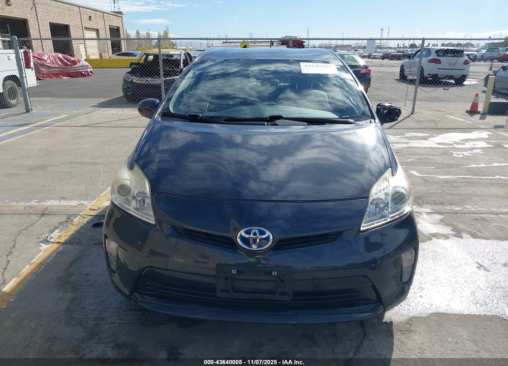 2015 TOYOTA PRIUS TWO VIN: JTDKN3DU7F1930439