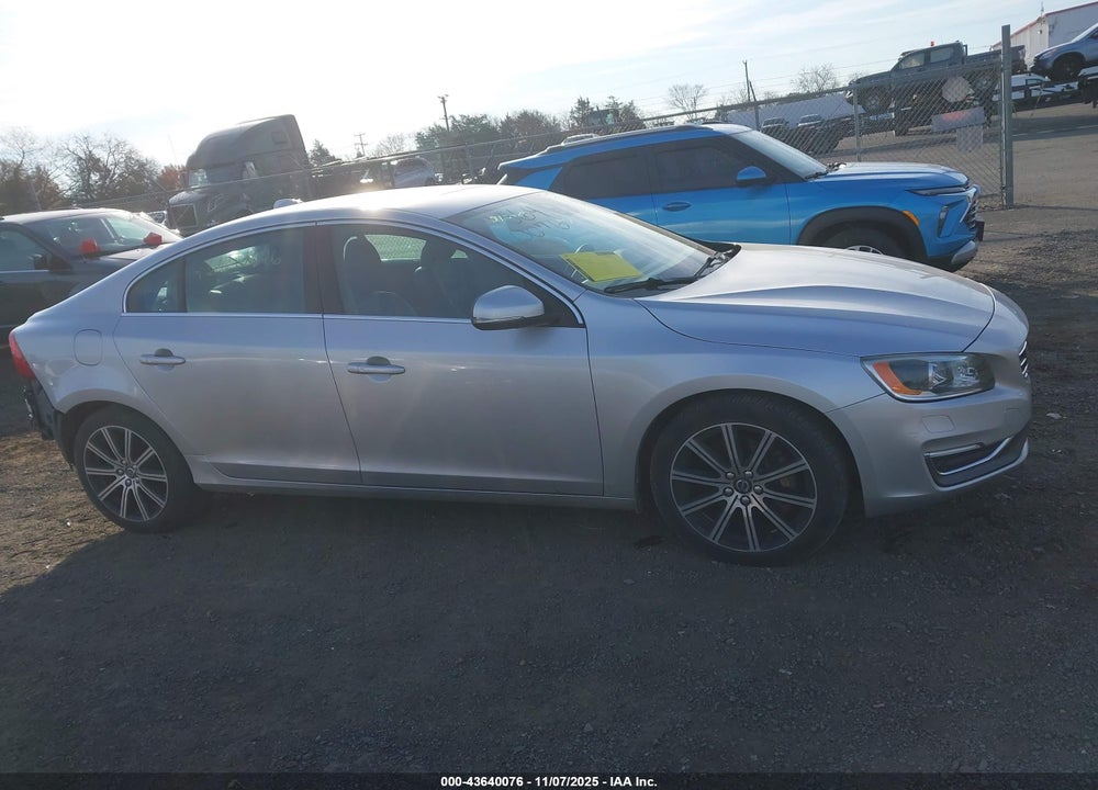 2018 VOLVO S60 INSCRIPTION T5 PLATINUM VIN: LYV402TM6JB158245