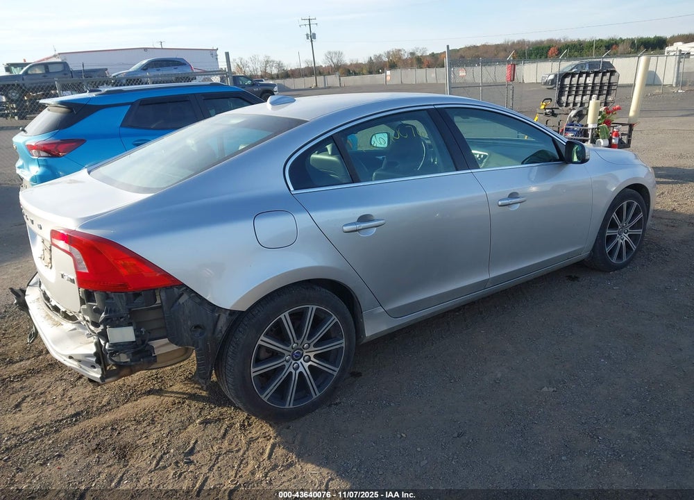 2018 VOLVO S60 INSCRIPTION T5 PLATINUM VIN: LYV402TM6JB158245