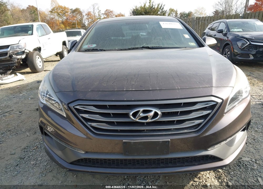 2015 HYUNDAI SONATA SPORT 2.0T VIN: 5NPE34AB6FH084163