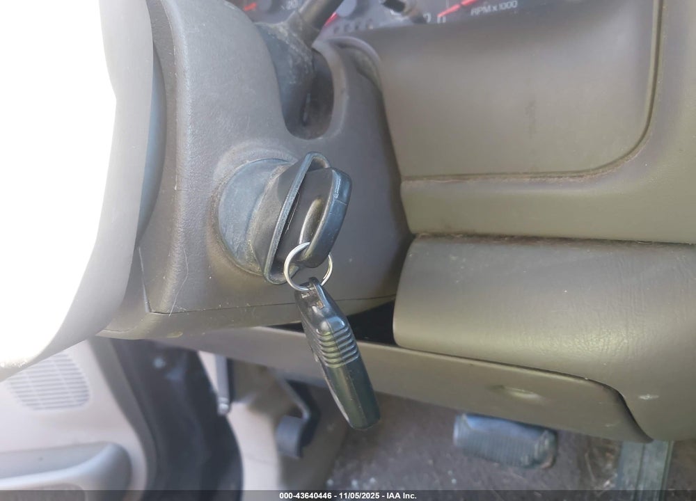 2000 FORD EXCURSION LIMITED VIN: 1FMNU43S5YEC33347