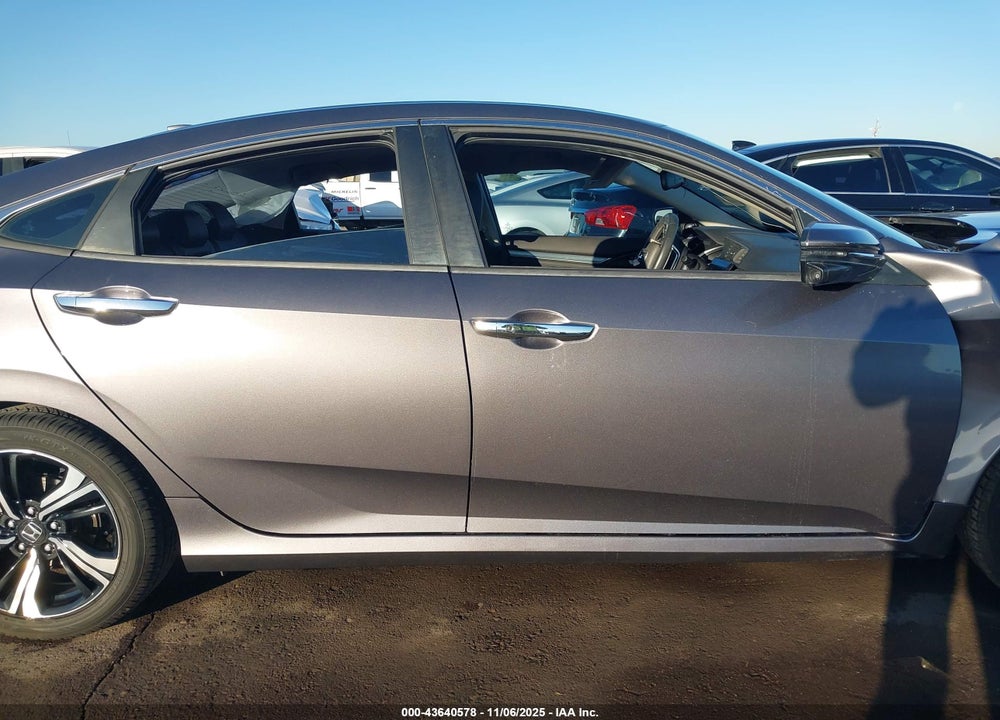 2016 HONDA CIVIC TOURING VIN: 19XFC1F97GE028067