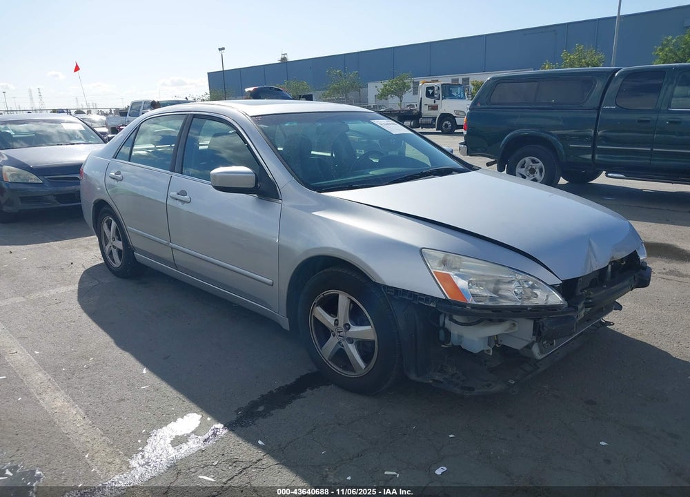 2004 HONDA ACCORD VIN: JHMCM56854C007458