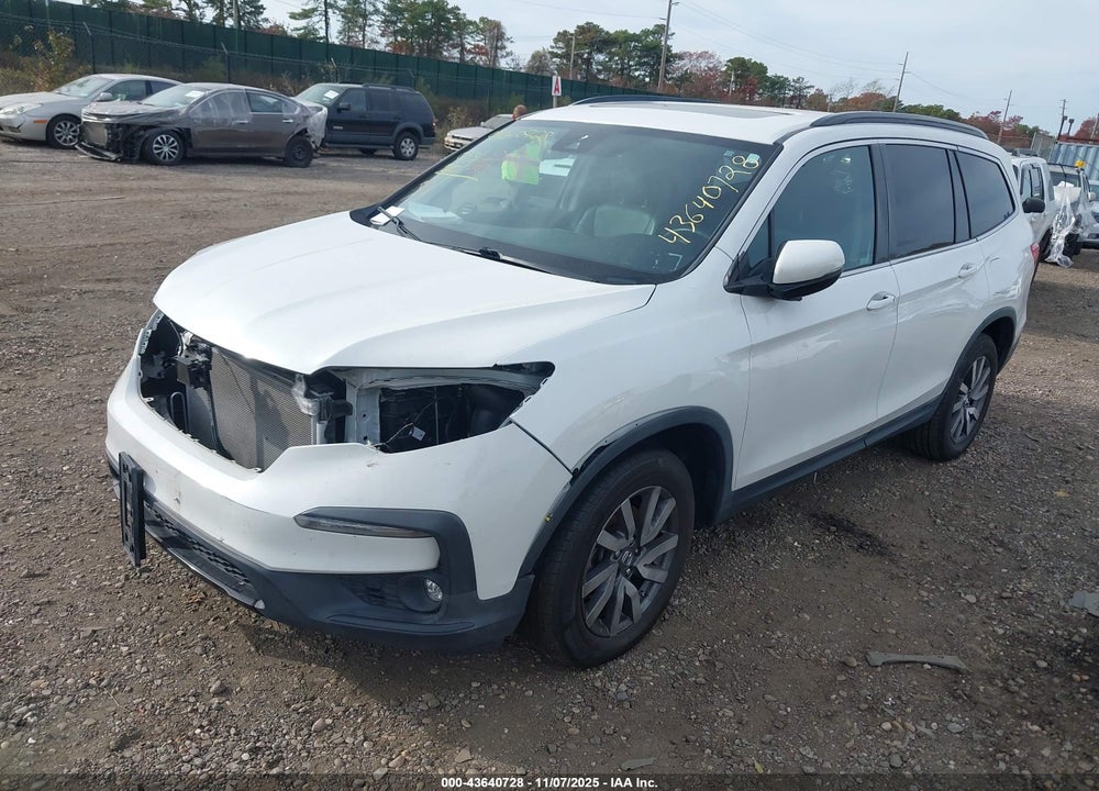2022 HONDA PILOT VIN: 5FNYF5H27NB025667