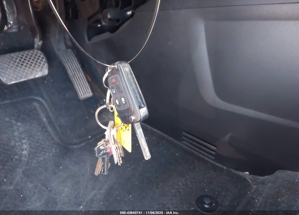 2017 CHEVROLET EQUINOX VIN: 2GNFLFEK6H6213477
