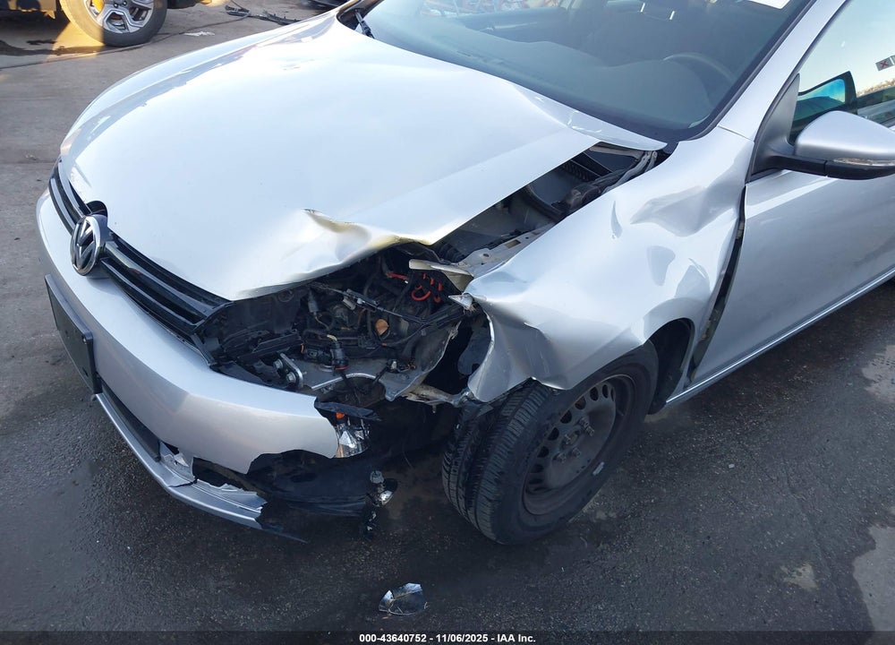 2013 VOLKSWAGEN GOLF 2.5L 4-DOOR VIN: WVWDB7AJ9DW083345