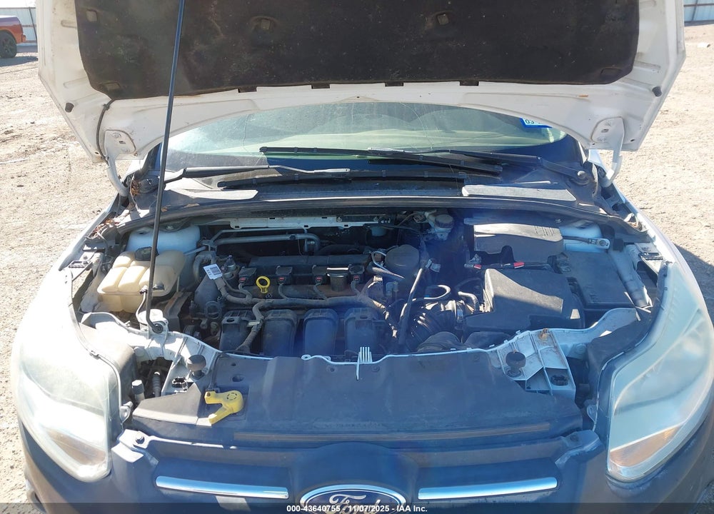 2014 FORD FOCUS SE VIN: 1FADP3K21EL138431