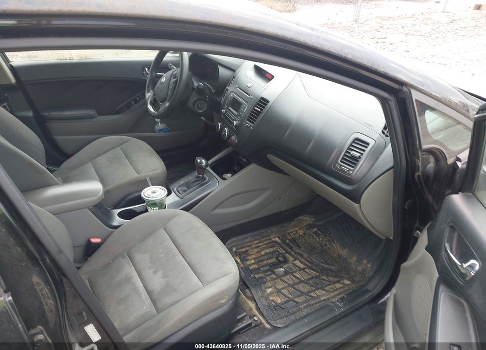 2015 KIA FORTE VIN: KNAFK4A69F5400128