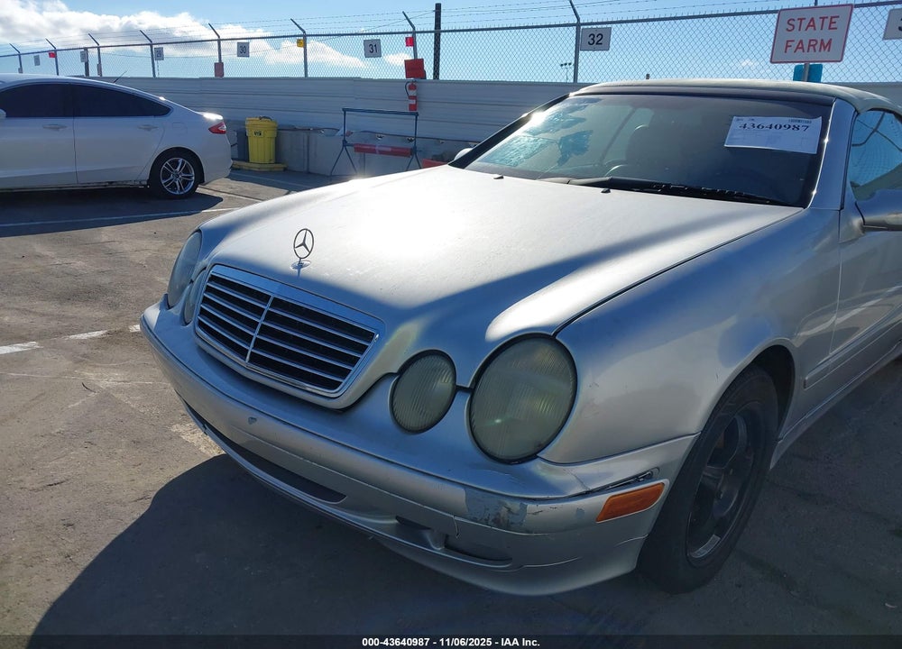 2001 MERCEDES-BENZ CLK 320 VIN: WDBLK65G51T072701