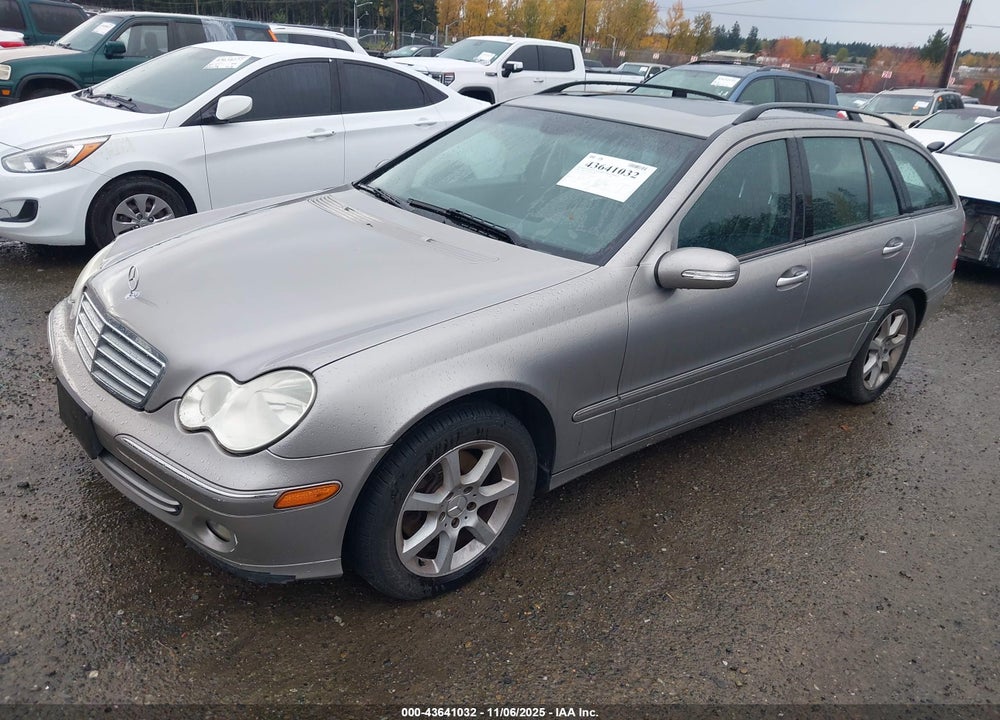2005 MERCEDES-BENZ C 240 LUXURY 4MATIC VIN: WDBRH81J55F601073