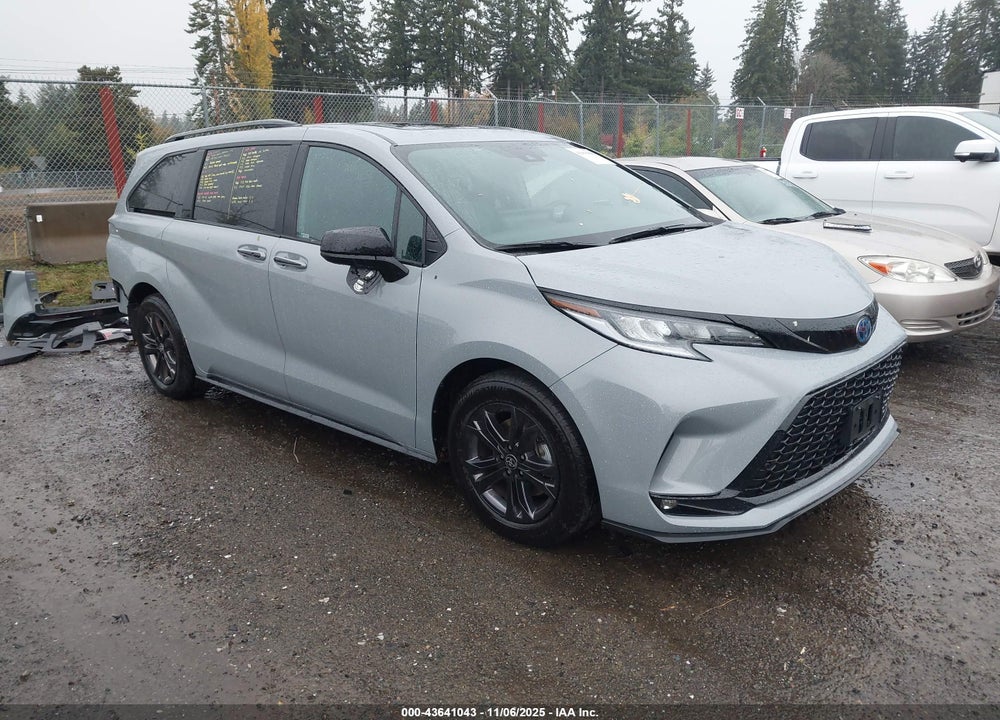 2025 TOYOTA SIENNA XSE VIN: 5TDDSKFC2SS171129