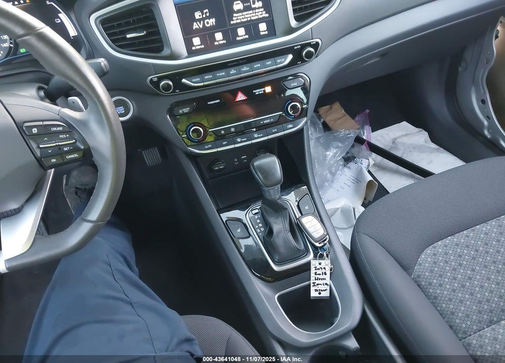 2018 HYUNDAI IONIQ HYBRID SEL VIN: KMHC75LC6JU066358