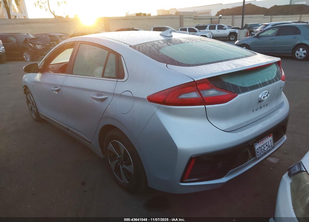 2018 HYUNDAI IONIQ HYBRID SEL VIN: KMHC75LC6JU066358