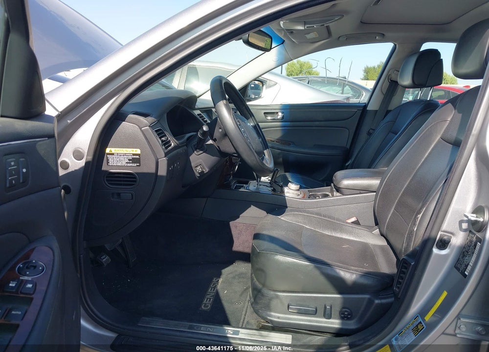 2009 HYUNDAI GENESIS 3.8 VIN: KMHGC46E59U058560