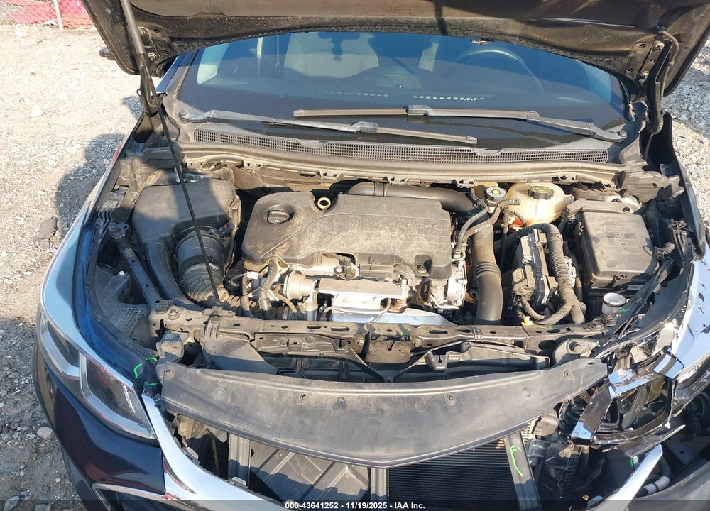 2019 CHEVROLET CRUZE LS VIN: 1G1BC5SM4K7152329