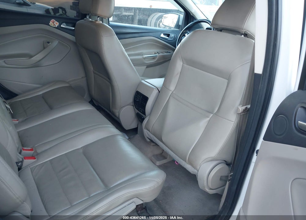 2015 FORD ESCAPE SE VIN: 1FMCU9GX8FUA26755