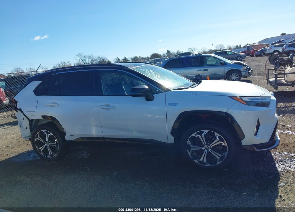 2022 TOYOTA RAV4 PRIME XSE VIN: JTMEB3FV0ND086320