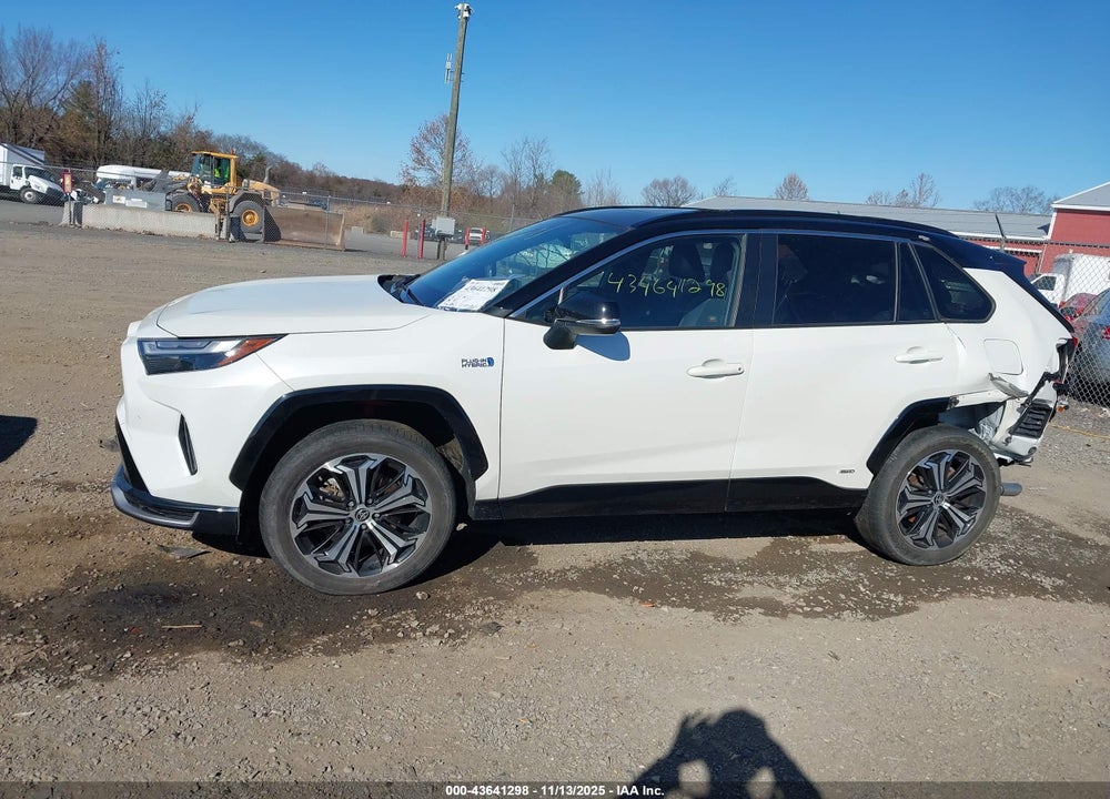 2022 TOYOTA RAV4 PRIME XSE VIN: JTMEB3FV0ND086320